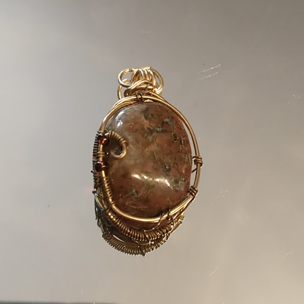 🇨🇦Hand crafted wire wrapped Stone Pendant - Picture 2 of 2